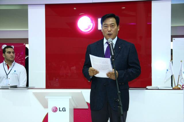 Opening of the largest LG brand shop